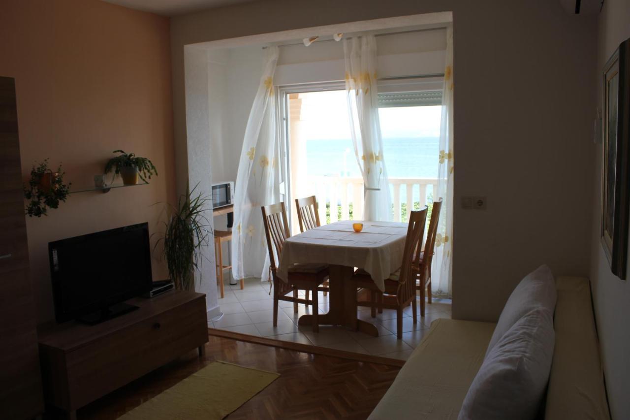 Omis Apartmani Mouse ภายนอก รูปภาพ
