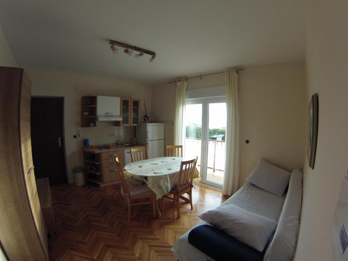 Omis Apartmani Mouse ภายนอก รูปภาพ